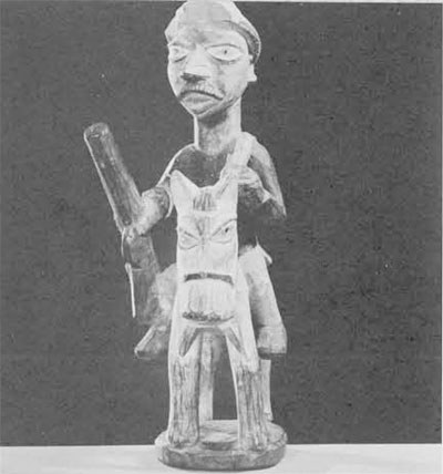 (6) Yoruba wood carving  in The American Museum of Natural History in New York City.