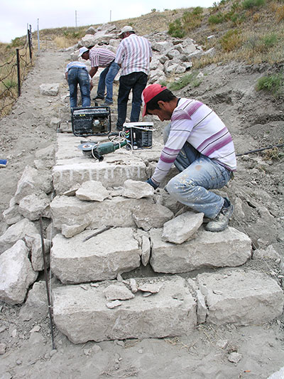 New stone steps were built at the Gordion Citadel visitor circuit in 2013. Photograph by Elisa Del Bono for the Architectural Conservation Laboratory at Penn. 