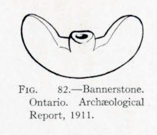 Drawing of a bannerstone with rounded wings curving inward