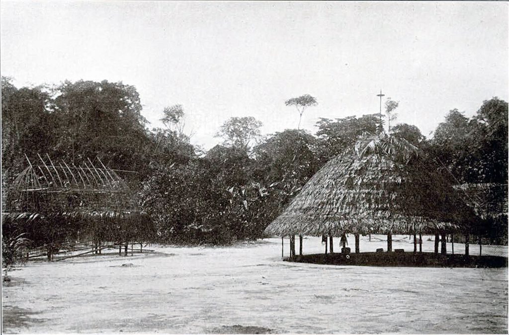 The open air houses of the Apalaii