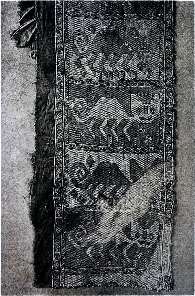 ancient peruvian textiles