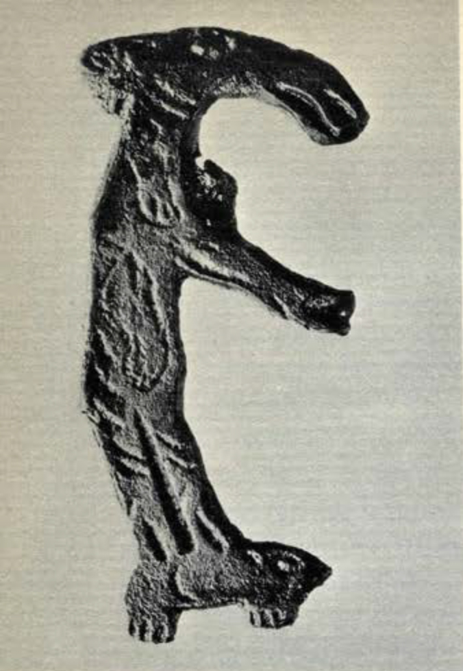 Crude bronze figure of an animal, a thin moose