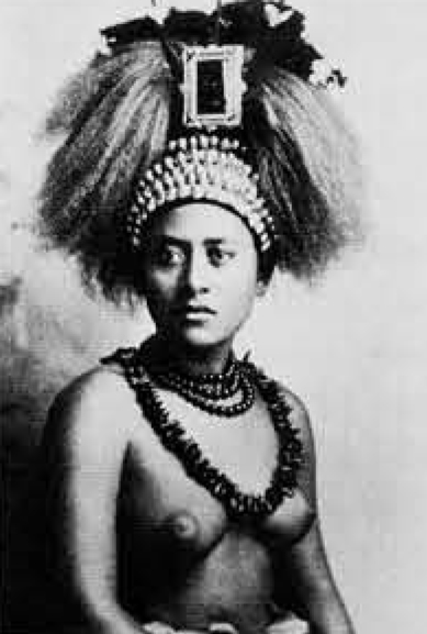 Portrait of a Samoan woman wearing a tall headdress and several necklaces.