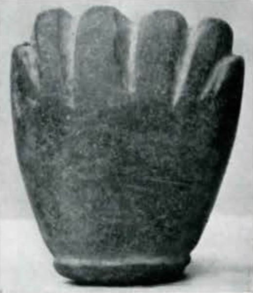 Hand shaped object with six fingers